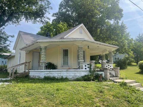 469 E Grissom Ave, Mitchell, IN 47446 photo 3