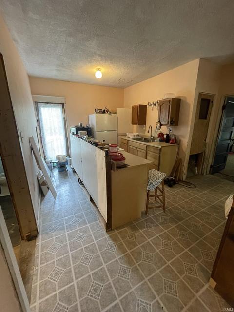 469 E Grissom Ave, Mitchell, IN 47446 photo 9