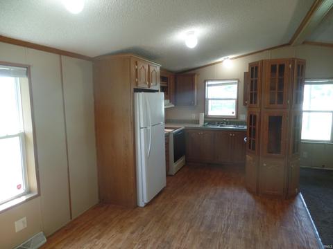 295 E Franklin St, Lyons, IN 47443 photo 6