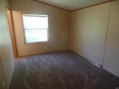 295 E Franklin St, Lyons, IN 47443 photo 9