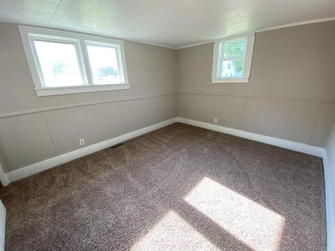 151 Walnut St, Butler, IN 46721 photo 10