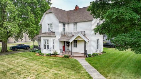 102 E Walnut St, Chalmers, IN 47929 photo 1