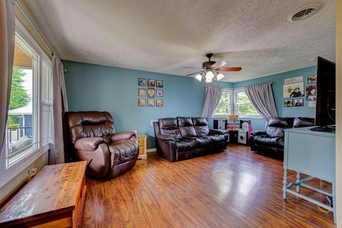 502 N 14th St, Mitchell, IN 47446 photo 5