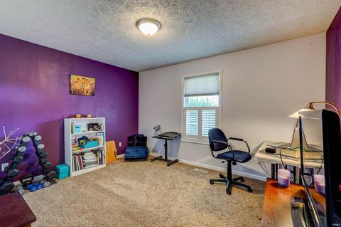 4100 Trinity Dr, Newburgh, IN 47630 photo 13