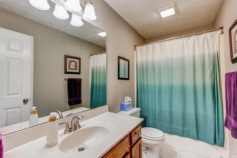 4100 Trinity Dr, Newburgh, IN 47630 photo 14