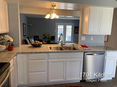 1702 S Olive St, Bloomington, IN 47401 photo 3