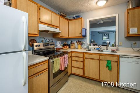 1702 S Olive St, Bloomington, IN 47401 photo 16