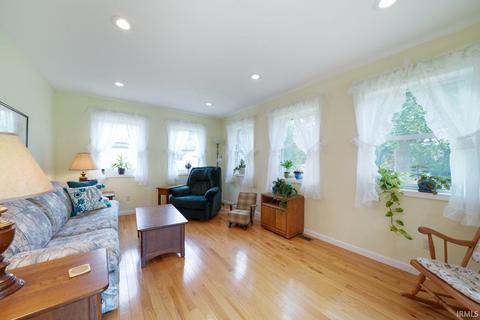 50949 Clover Rd, Granger, IN 46530 photo 8