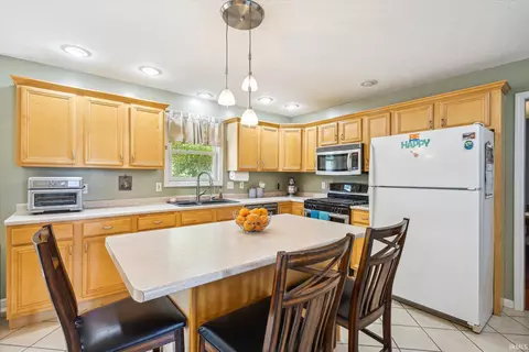 51145 Eaglewood Dr, Granger, IN 46530 photo 5
