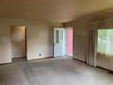 124 S Johnson Ave, Bloomington, IN 47404 photo 2