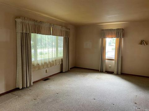 124 S Johnson Ave, Bloomington, IN 47404 photo 4