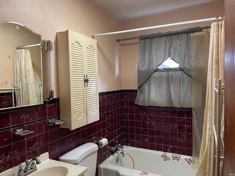 124 S Johnson Ave, Bloomington, IN 47404 photo 7