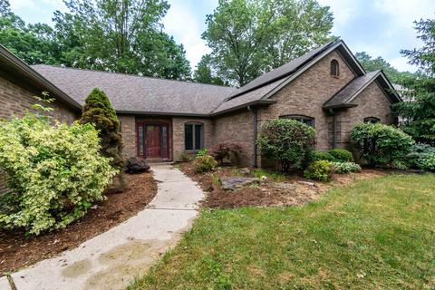 2732 E Brigs Bnd, Bloomington, IN 47401 photo 3