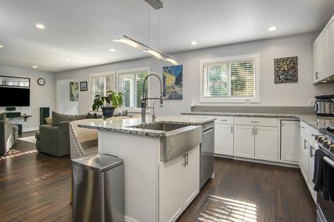 51819 Grape Rd, Granger, IN 46530 photo 8