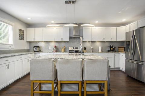 51819 Grape Rd, Granger, IN 46530 photo 6