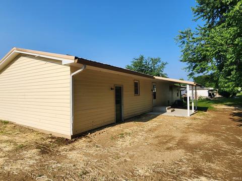 301 E 10th St, Bicknell, IN 47512 photo 3