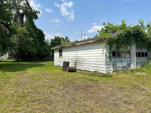 415 E Oak St, Princeton, IN 47670 photo 17
