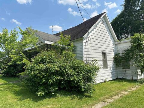 415 E Oak St, Princeton, IN 47670 photo 10