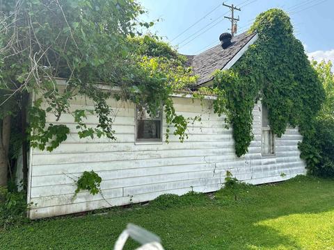 415 E Oak St, Princeton, IN 47670 photo 13