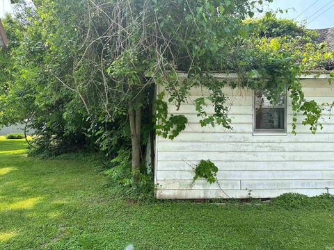 415 E Oak St, Princeton, IN 47670 photo 14