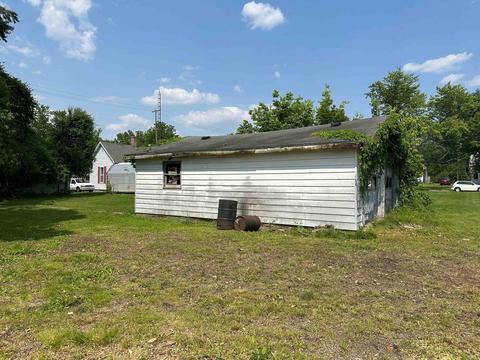 415 E Oak St, Princeton, IN 47670 photo 16