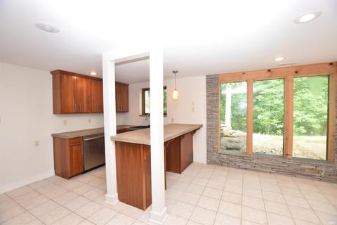 2775 E Pointe Rd, Bloomington, IN 47401 photo 11