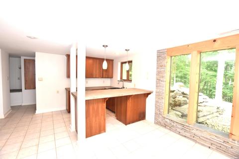 2775 E Pointe Rd, Bloomington, IN 47401 photo 12