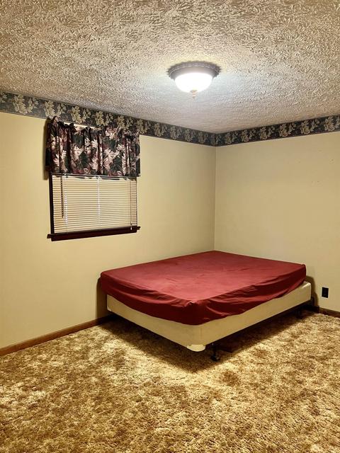 1107 W Warren St, Mitchell, IN 47446 photo 16
