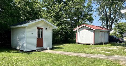 1107 W Warren St, Mitchell, IN 47446 photo 5