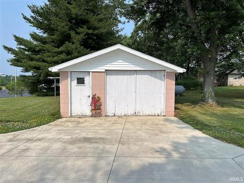 1695 E Hillbrook Rd, Jasper, IN 47546 photo 3