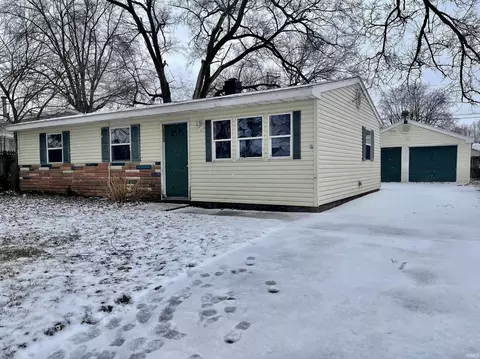 5117 Kickapoo Dr, Kokomo, IN 46902 photo 1