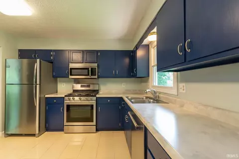 3620 E Longview Ave, Bloomington, IN 47408 photo 7
