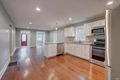903 W 11th St, Bloomington, IN 47404 photo 9