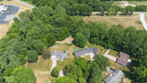 975 N 030 E, Lagrange, IN 46761 photo 3