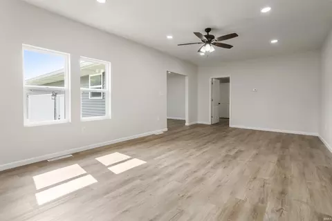 205 E 4th St, Monon, IN 47959 photo 12