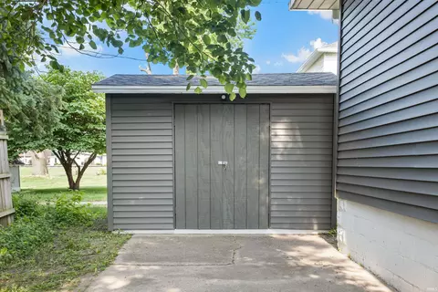 205 E 4th St, Monon, IN 47959 photo 25