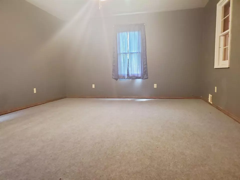  2918 S Mellwood Park Dr, Kimmell, IN 46760 photo 11