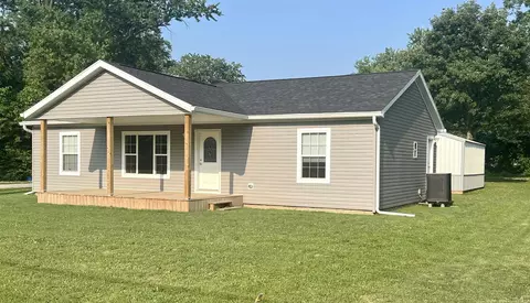 994 S 9th St, Mitchell, IN 47446 photo 1