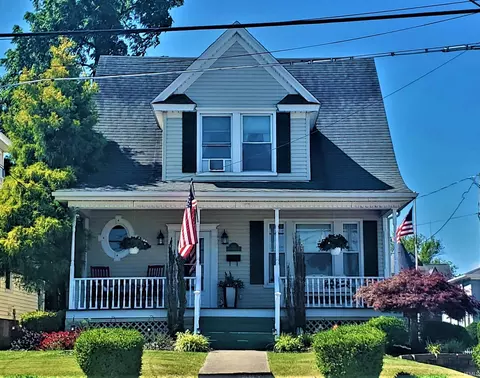 601 E Vantrees St, Washington, IN 47501 photo 1