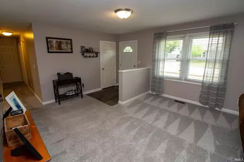 503 E 11th St, Brookston, IN 47923 photo 11
