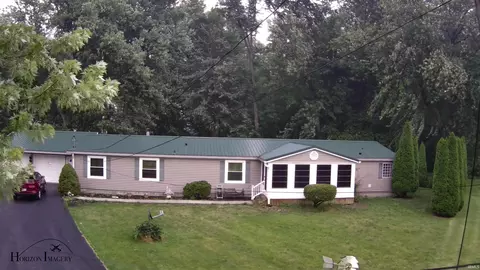 502 E 12th St, Fairmount, IN 46928 photo 1