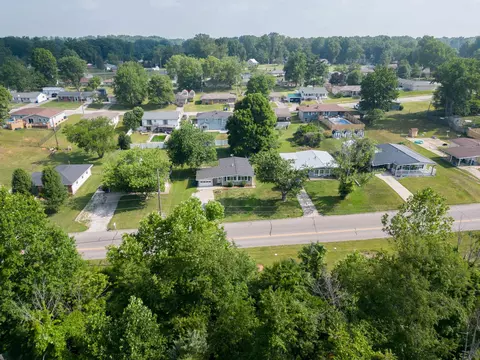 2907 29th St, Bedford, IN 47421 photo 20