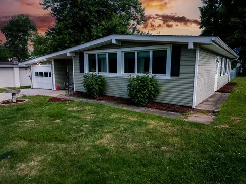 2907 29th St, Bedford, IN 47421 photo 4