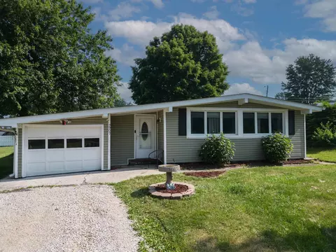 2907 29th St, Bedford, IN 47421 photo 2