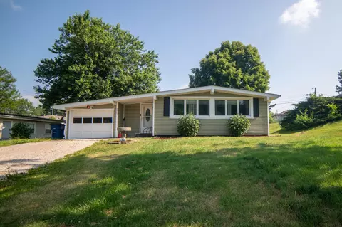 2907 29th St, Bedford, IN 47421 photo 3
