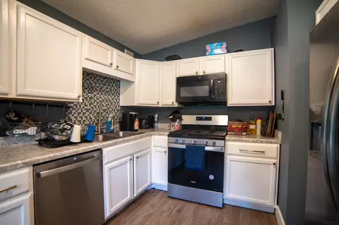 2907 29th St, Bedford, IN 47421 photo 5