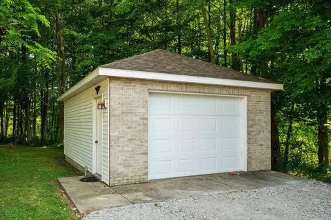 5681 E Baseline Rd, Avilla, IN 46710 photo 7