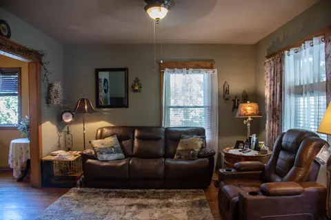 211 E Houston St, Garrett, IN 46738 photo 12