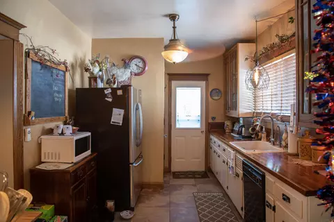 211 E Houston St, Garrett, IN 46738 photo 18