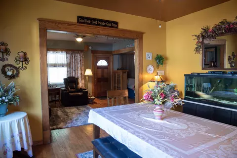 211 E Houston St, Garrett, IN 46738 photo 10